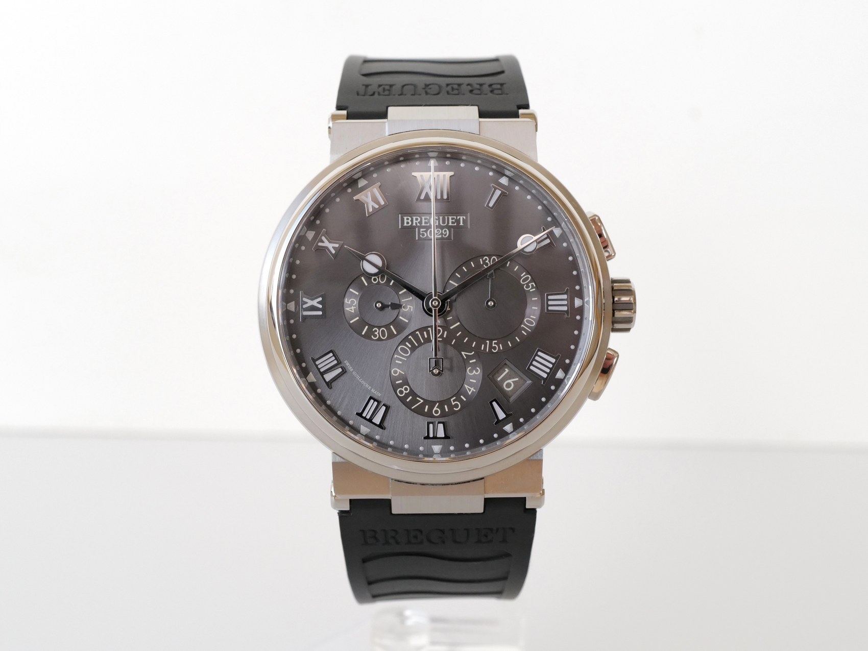 Швейцарские часы Breguet Marine Chronograph Titanium Rhodium Dial 42